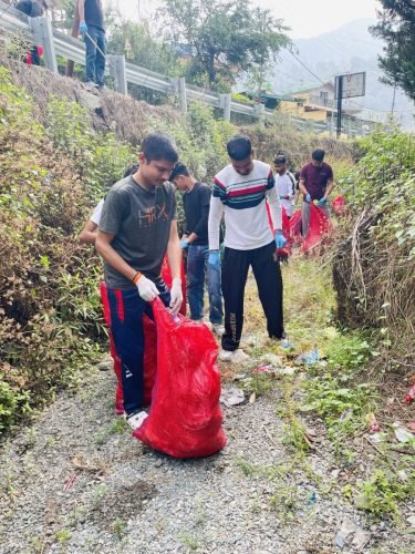 Cleanliness Drive DMS Bhimtal KU Nainital (2)