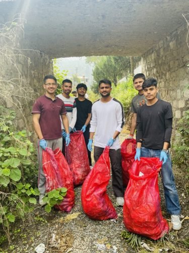 Cleanliness Drive DMS Bhimtal KU Nainital (8)